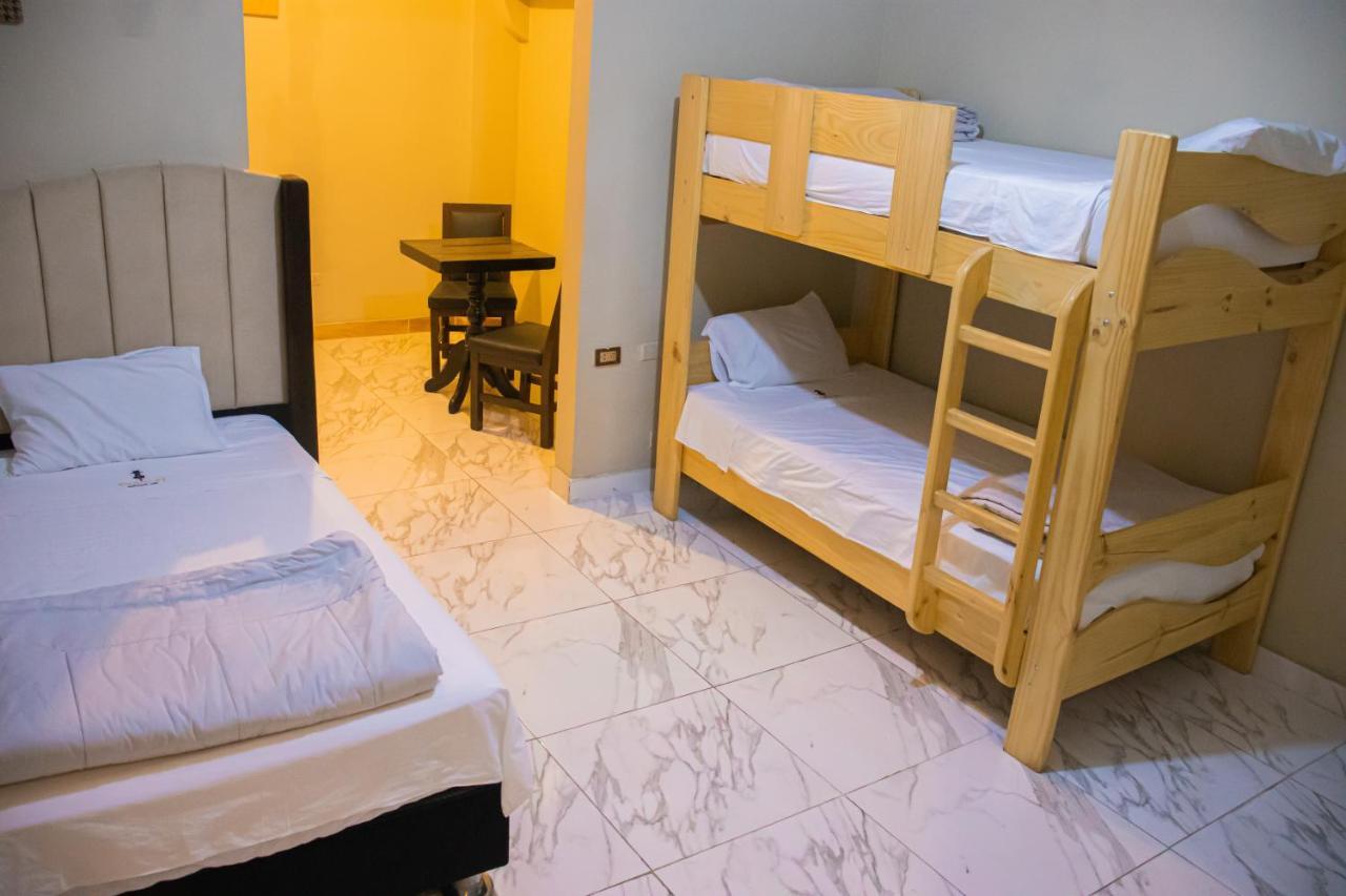 Hostel Thay83 Miraflores Лима Екстериор снимка